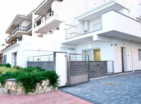 Thetis Apartments